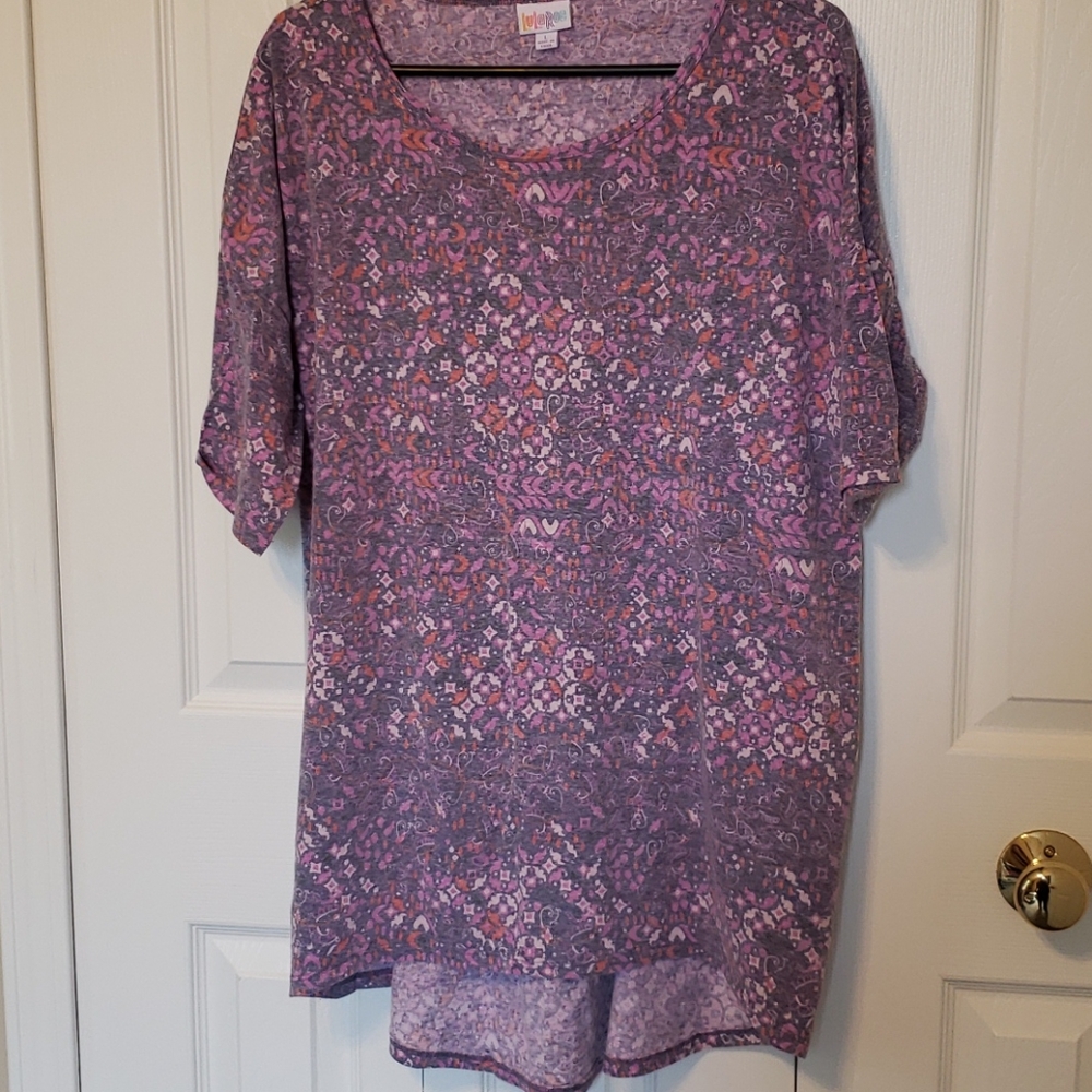 Floral tunic top